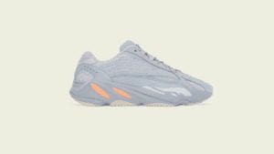 yeezy 700 break in